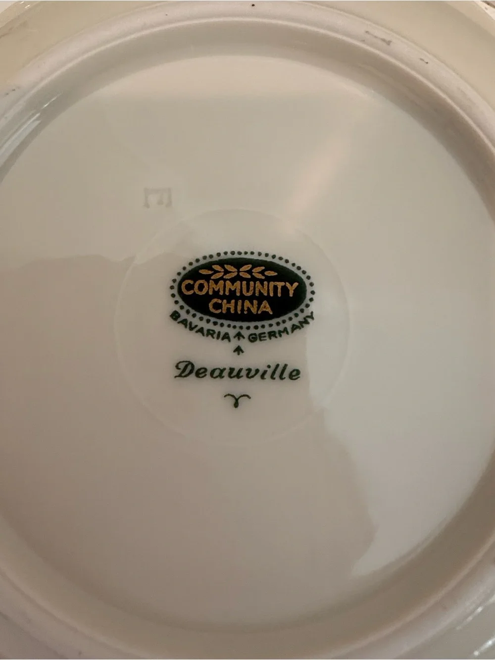 Community China Deauville Bavaria Berry Dessert Bowl Art Deco Platinum Trim 5.5”